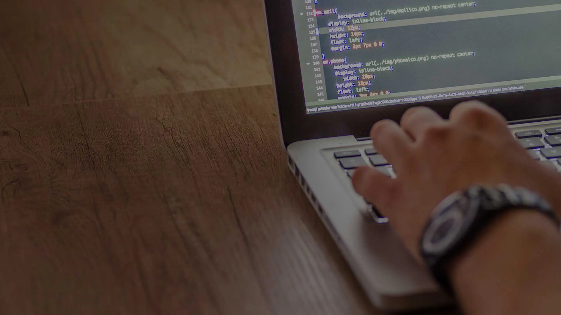 Desarrollamos sitios web a la medida enfocados a que tu negocio, servicio o producto.